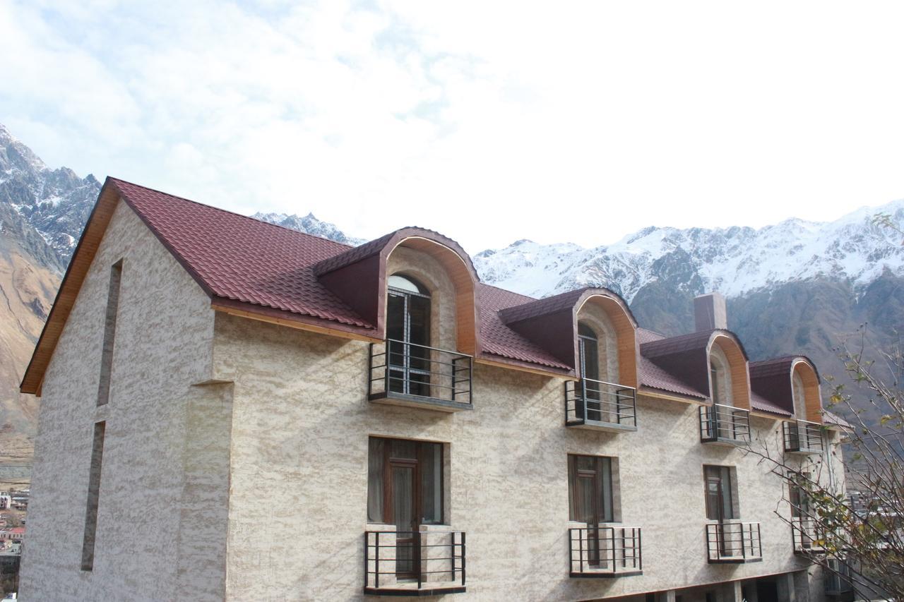 Hotel Gergeti Kazbegi Extérieur photo